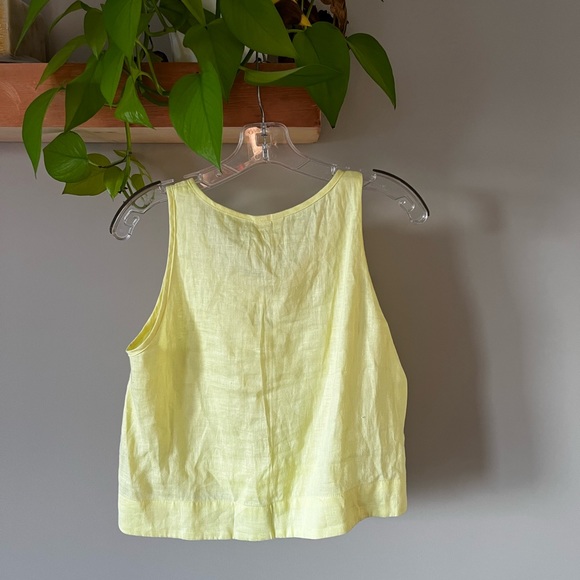 SOLD ✨Beaton Linen cropped tank size small✨ - Picture 2 of 3